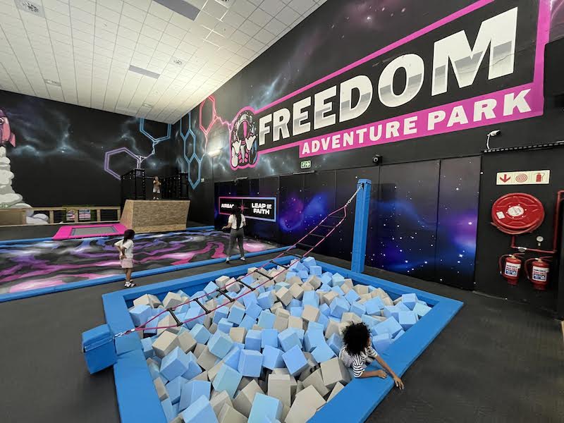 Explore Freedom Adventure Park in Canal Walk—26,000 sq ft of ninja runs, zip lines, and team-building gold. Actionable tips for businesses!