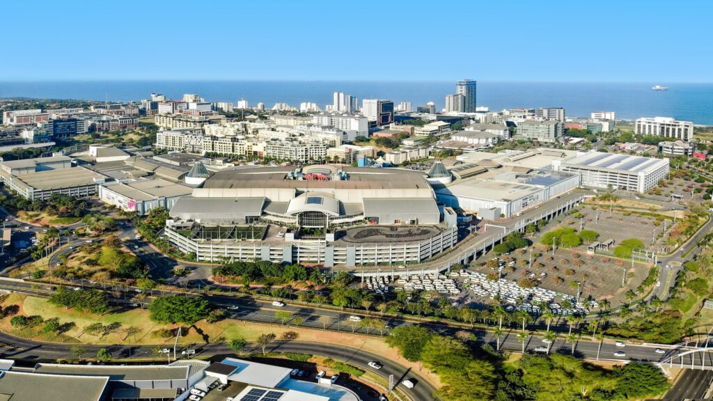 Explore the Top 10 Largest Malls in South Africa, from Fourways to Cresta, with vast retail, dining, and entertainment options.

